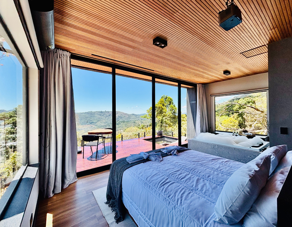 quarto, deck e banheira